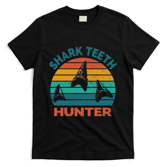 Shark Th Hunter Shark Th Collector Fossil Hunting T-Shirt