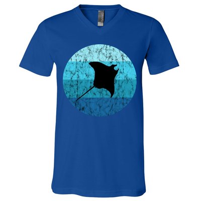 Stingray Ta Ray Retro Vintage Ocean Water Animal Gift V-Neck T-Shirt