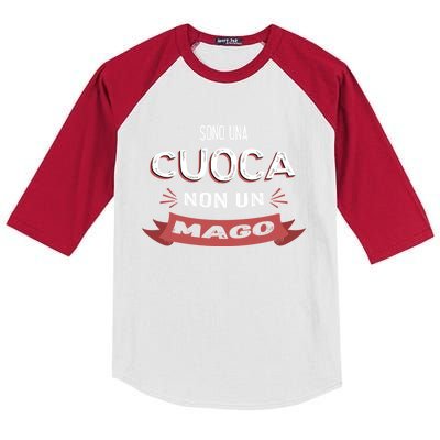 Sono Una Cuoca Non Un Mago Funny Chef Gift Kids Colorblock Raglan Jersey