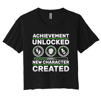 Schwangerschaft Verknden Geschenk Zocker New Character Created Pregnancy Announcement Dad Gamer  Crop Top