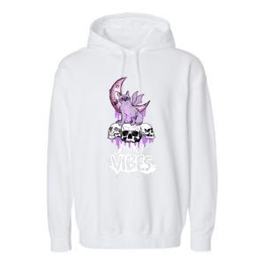 Spooky Vibes Only Halloween With Cat And Skulls Gift Garment-Dyed Fleece Hoodie