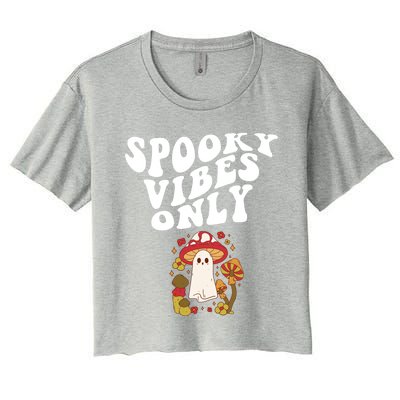 Spooky Vibes Only Cute Hippie Halloween Ghost Flowers Gift Women's Crop Top Tee