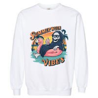 Summerween Vibes Skeleton Flamingo Float Summer Halloween Garment-Dyed Sweatshirt