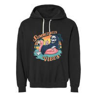 Summerween Vibes Skeleton Flamingo Float Summer Halloween Garment-Dyed Fleece Hoodie