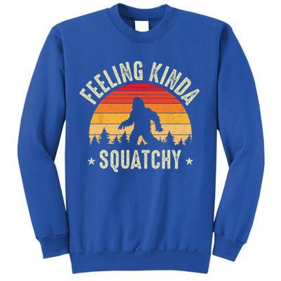 Sasquatch Vintage Sunset Bigfoot Retro Distressed 60s Funny Sweatshirt