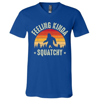 Sasquatch Vintage Sunset Bigfoot Retro Distressed 60s Funny V-Neck T-Shirt