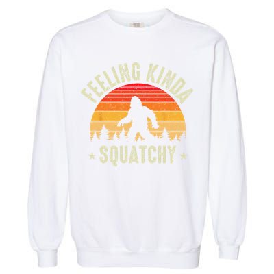 Sasquatch Vintage Sunset Bigfoot Retro Distressed 60s Funny Garment-Dyed Sweatshirt