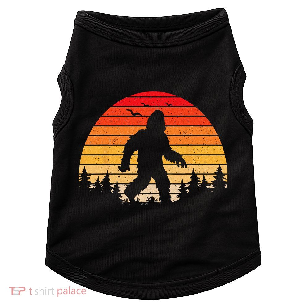 Sasquatch Vintage Sunset Bigfoot Retro Distressed 60sFunny Love Doggie Tank