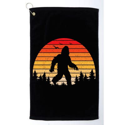 Sasquatch Vintage Sunset Bigfoot Retro Distressed 60sFunny Love Golf Towel