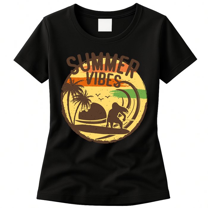 Surfing Vintage Summer Vibes Surfing Palm Beach Gift Womens T-Shirt