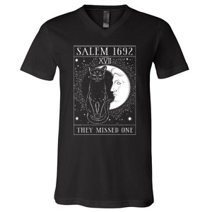 Salem Witch 1692 They Missed One Halloween Witch Costume Black Cat V-Neck T-Shirt