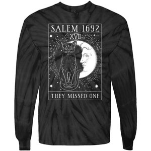 Salem Witch 1692 They Missed One Halloween Witch Costume Black Cat Tie-Dye Long Sleeve Shirt