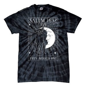 Salem Witch 1692 They Missed One Halloween Witch Costume Black Cat Tie-Dye T-Shirt