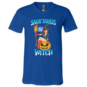 Sagittarius Witch And Cute Pumpkin And Astrology Gift V-Neck T-Shirt