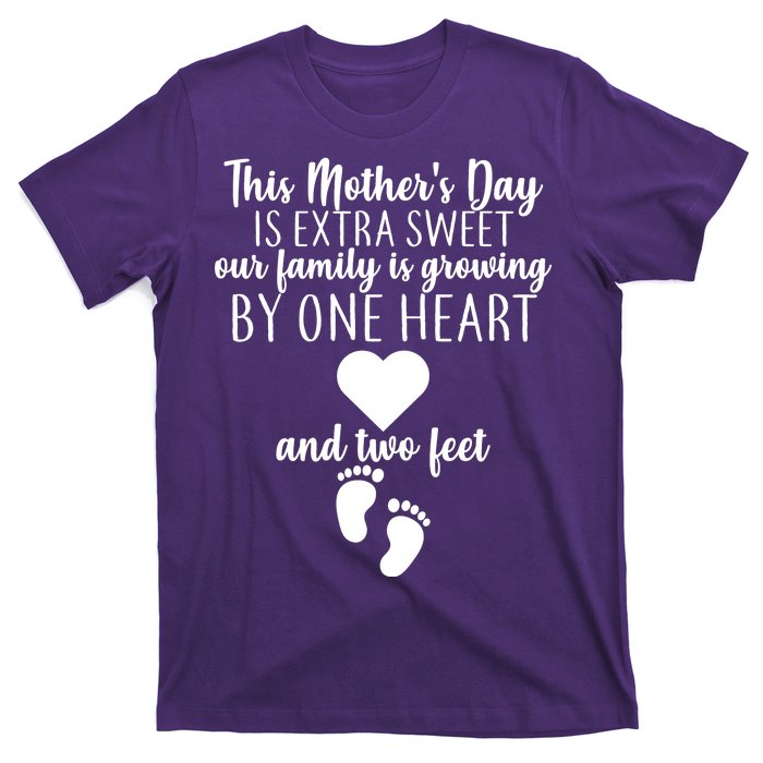 Sweet Mother's Day Pregnancy Announcement  T-Shirt