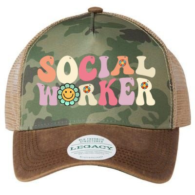 Social Worker Groovy Retro Vintage 60s 70s Design Gift Legacy Tie Dye Trucker Hat