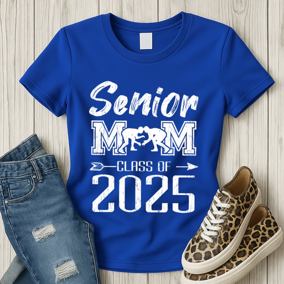 Senior Wrestling Mom Class Of 2025 Graduation Cool Gift Womens T-Shirt