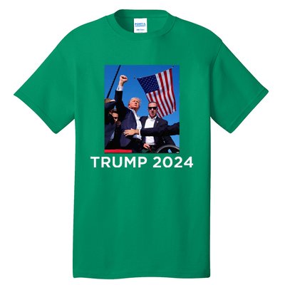 Trump 2024 Campaign Rally – Fist Pumping With American Flag Tall T-Shirt