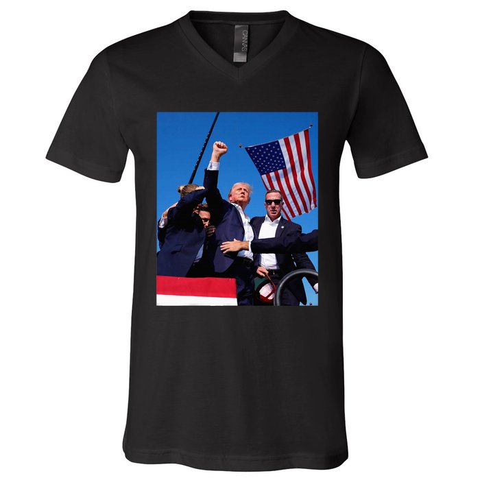 Trump 2024 Donald Trump Fist Pump V-Neck T-Shirt