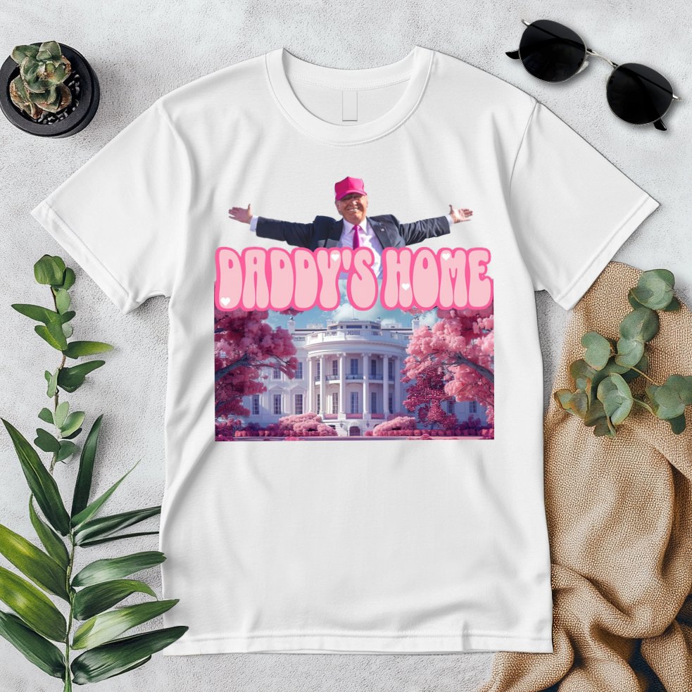 Trump 2024 Daddys Home Pink Classic Premium T-Shirt