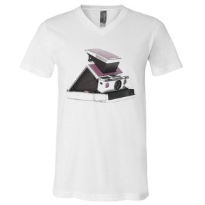 Trendy 70s Polaroid Camera V-Neck T-Shirt