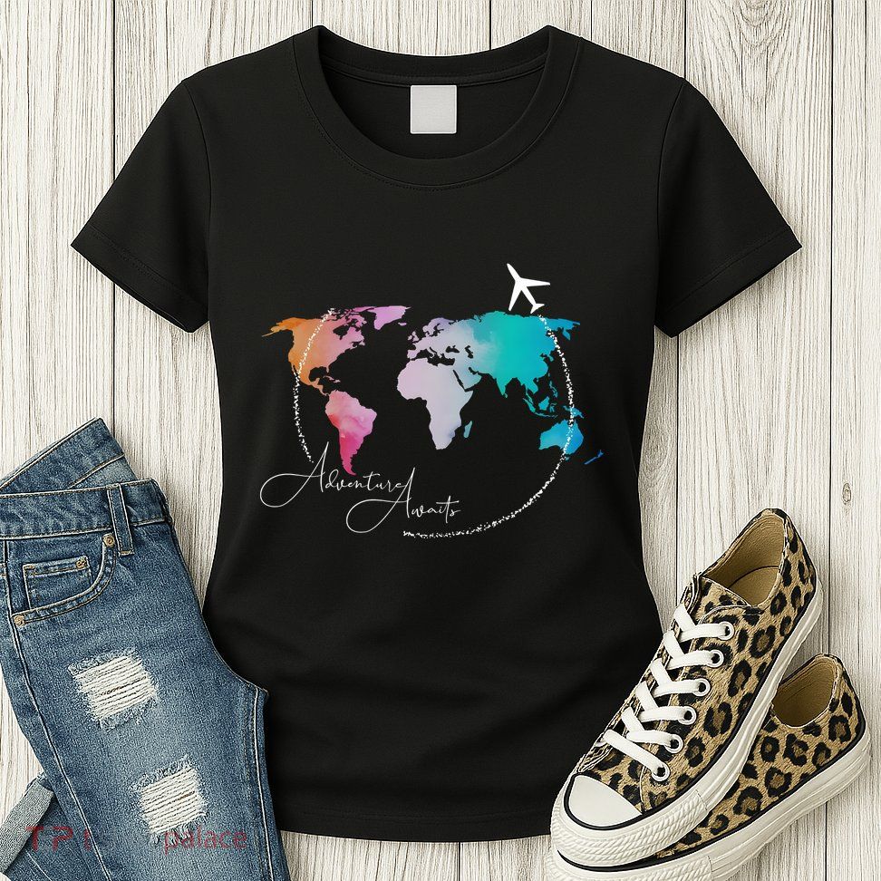 Traveler Adventure Artist Travel Lover Womens T-Shirt