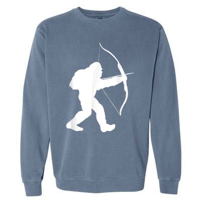 Traditional Archery Bigfoot Recurve Bow Lovers Garment-Dyed Sweatshirt