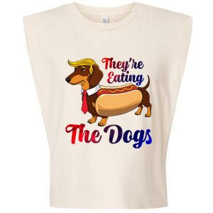 They Are Eating The Dogs Meme Dachshund Donald Trump Debate Garment-Dyed Women's Muscle Tee