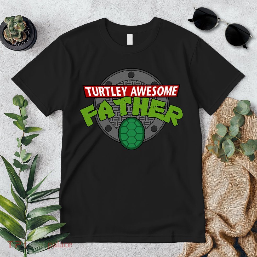 Turtley Awesome Father Awesome Fathers Day Premium T-Shirt