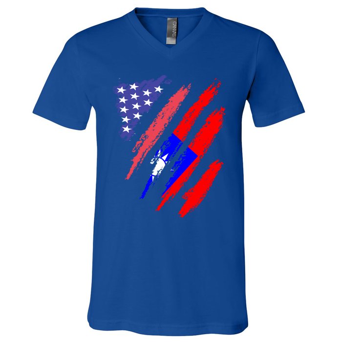 Taiwanese American Patriot Grown Heart Flag Stripes Gift V-Neck T-Shirt