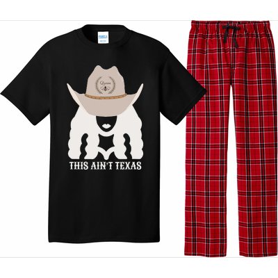 This Ain’T Texas Cowgirl Queen Bee Silhouette Texas Holdem Pajama Set