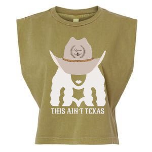 This Ain’T Texas Cowgirl Queen Bee Silhouette Texas Holdem Garment-Dyed Women's Muscle Tee