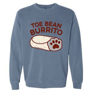 Toe Bean Burrito Funny Cute Cat Puns Toe Beans Garment-Dyed Sweatshirt