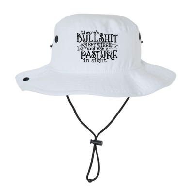There’s Bullshit Everywhere And Not A Pasture In Sight Quote Bucket Hat