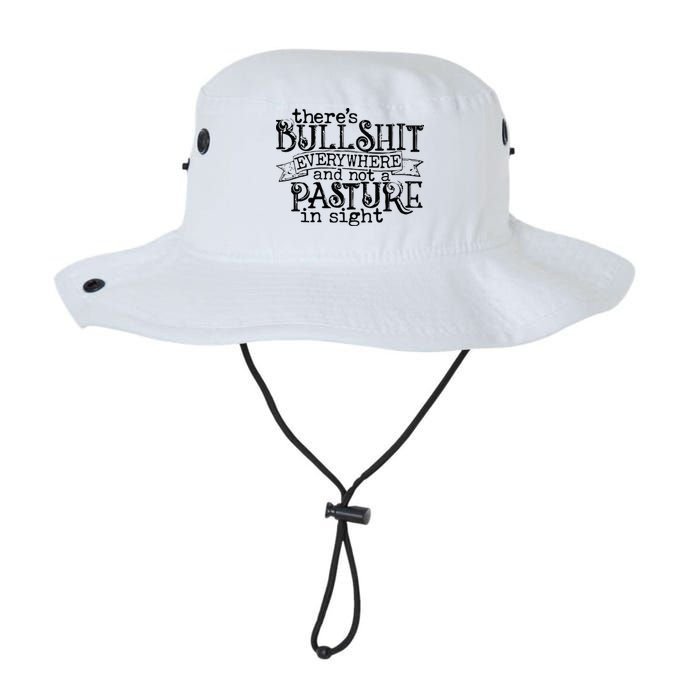 There’s Bullshit Everywhere And Not A Pasture In Sight Quote Bucket Hat