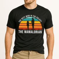 The Best Mom In The Galaxy The Mamalorian Retro Sunset Cooling Performance Crew T-Shirt