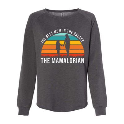 The Best Mom In The Galaxy The Mamalorian Retro Sunset Womens California Wash Sweatshirt