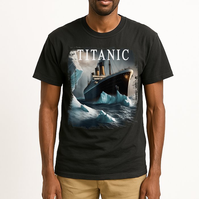 Titanic Boat Vintage Cruise Ship Sailing in 1912 hit Iceberg Tall T-Shirt