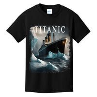 Titanic Boat Vintage Cruise Ship Sailing in 1912 hit Iceberg Kids T-Shirt