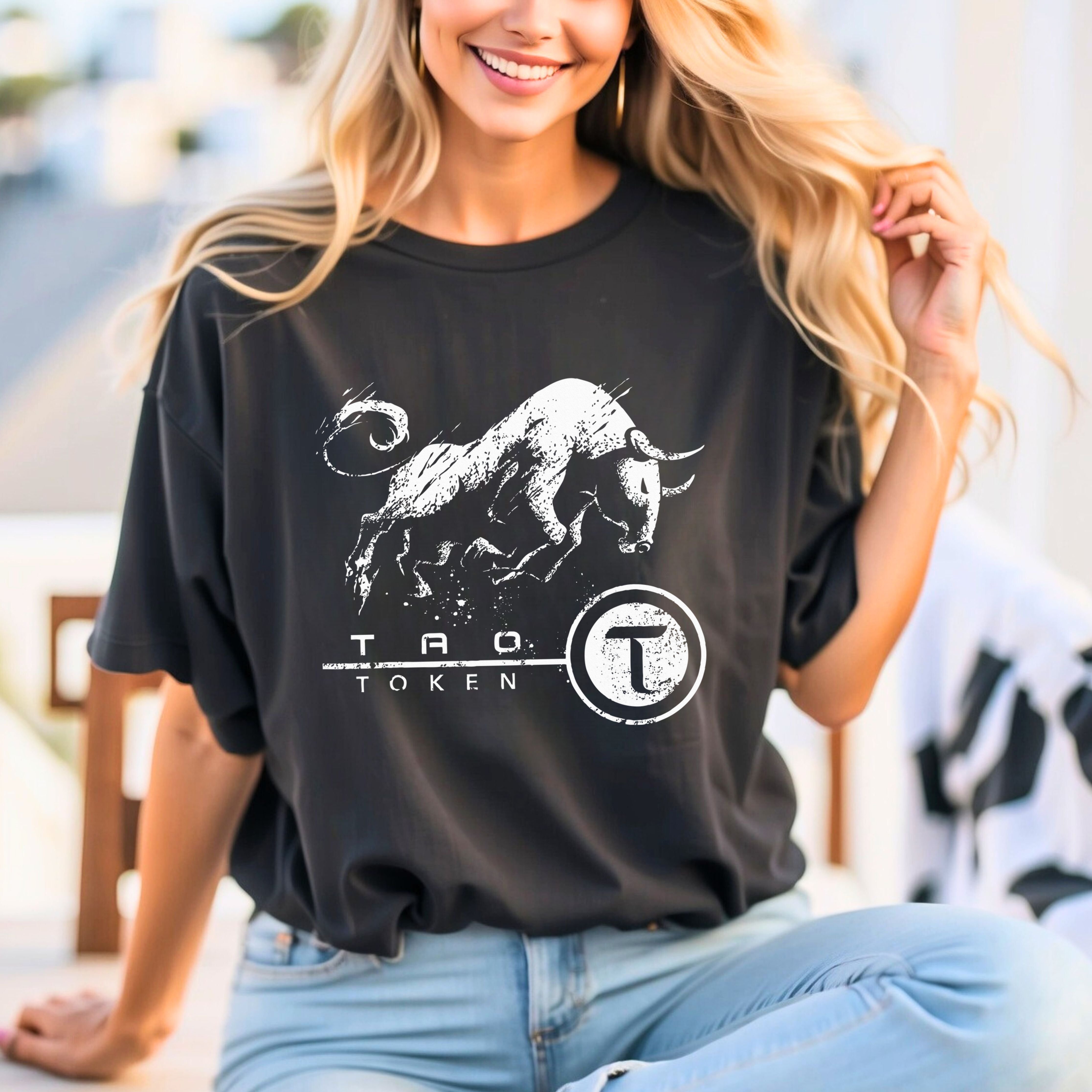 Tao Coin Bittensor Token In A Blockchain Crypto Bullrun Comfort Colors T-Shirt