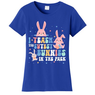 Teach Cutest Bunnies Easter Preschool Kindergarten Teacher Gift Women's T-Shirt