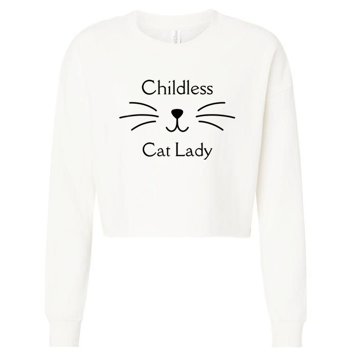 This Childless Cat Lady Ladies Is Voting Kamala Cropped Pullover Crew