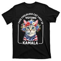 This Childless Cat Lady Ladies Is Voting Kamala Election 24 T-Shirt