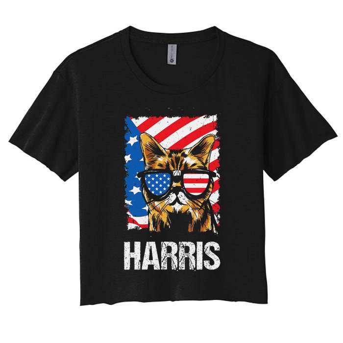 This Childless Cat Lady Is Voting Kamala Harris 2024 Women's Crop Top Tee