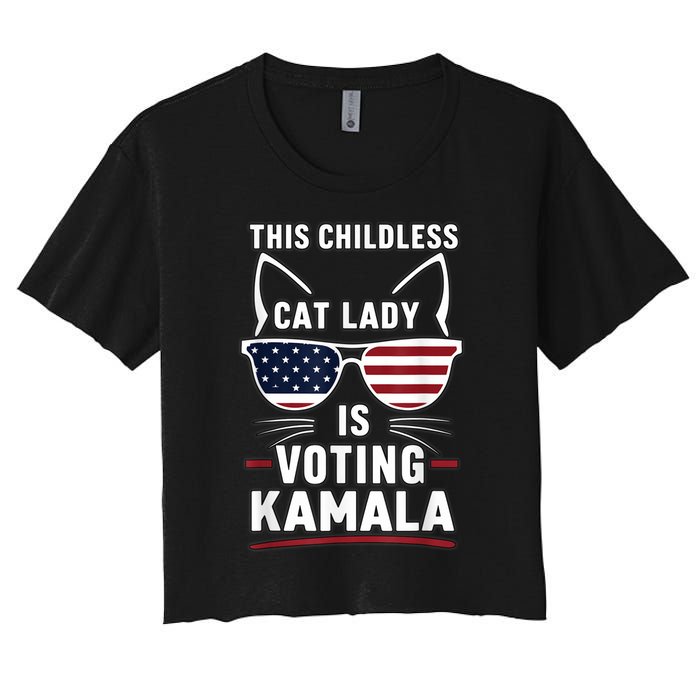 This Childless Cat Lady Is Voting Kamala Harris 2024 Women's Crop Top Tee