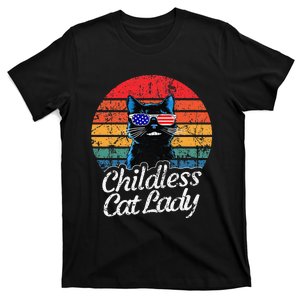 This Childless Cat Lady Is Voting Kamalaharris 2024 Retro Gift T-Shirt