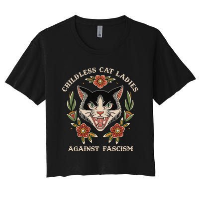 This Childless Cat Lady Ladies Is Voting Kamala Gift Women's Crop Top Tee