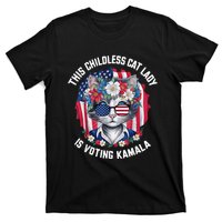 This Childless Cat Lady Ladies Is Voting Kamala 2024 Voting Kamala Election 2024 T-Shirt