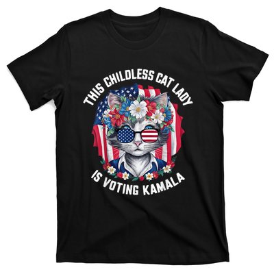 This Childless Cat Lady Ladies Is Voting Kamala 2024 Voting Kamala Election 2024 T-Shirt