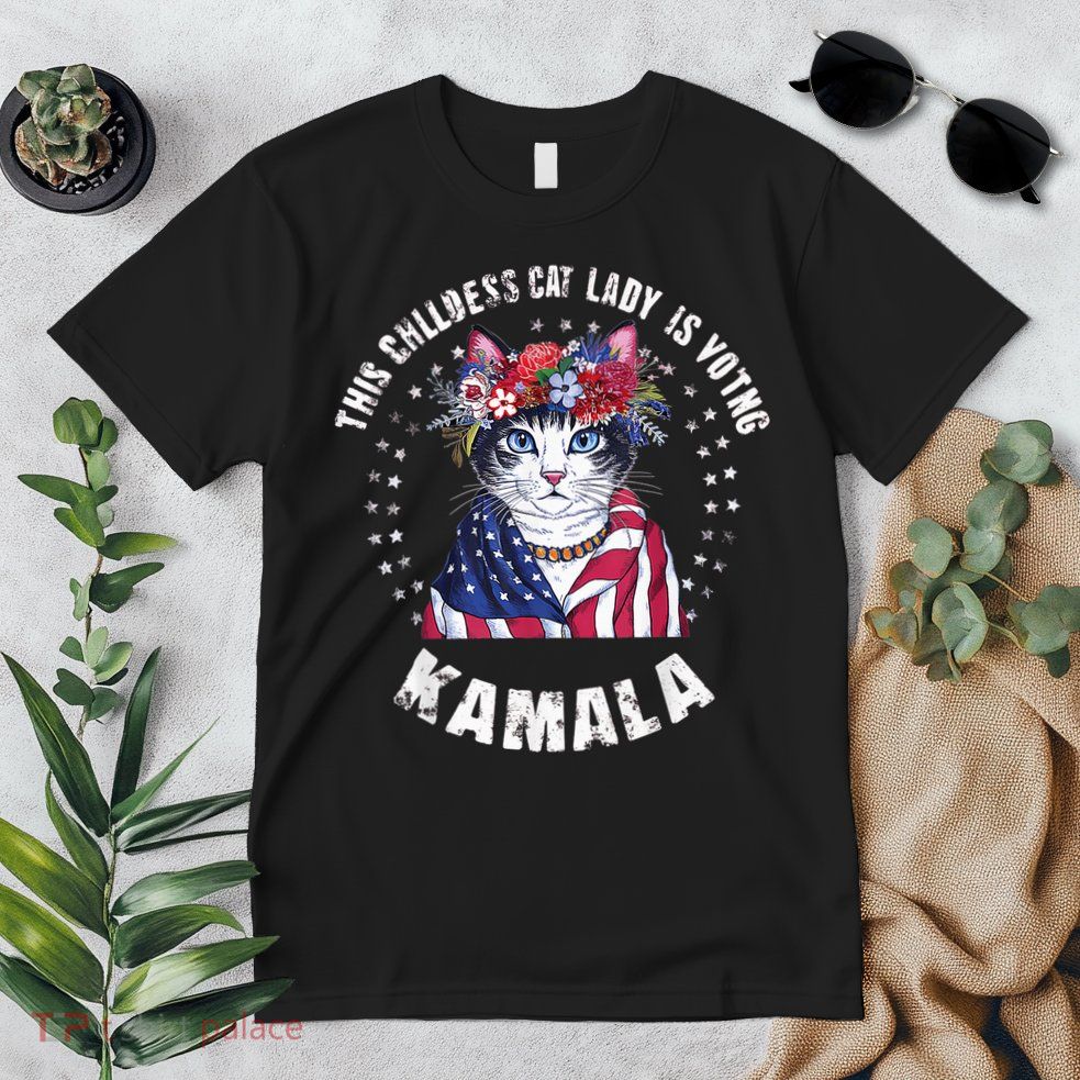 This Childless Cat Lady Ladies Is Voting Kamala 2024 Voting Kamala Election 2024 Premium T-Shirt